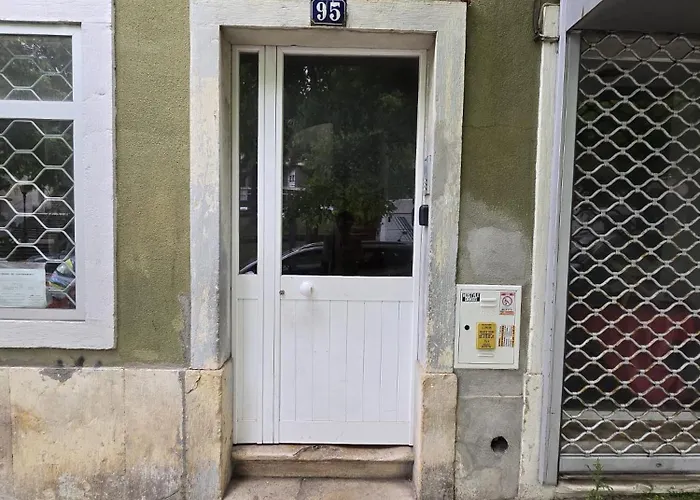 Comfy 3 Bedroom Apartment Campo De Ourique