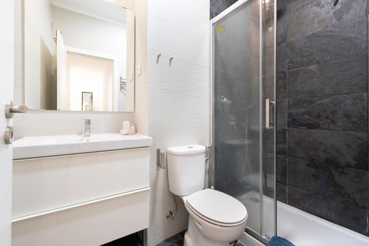 Comfy 3 Bedroom Campo De Ourique Lisboa