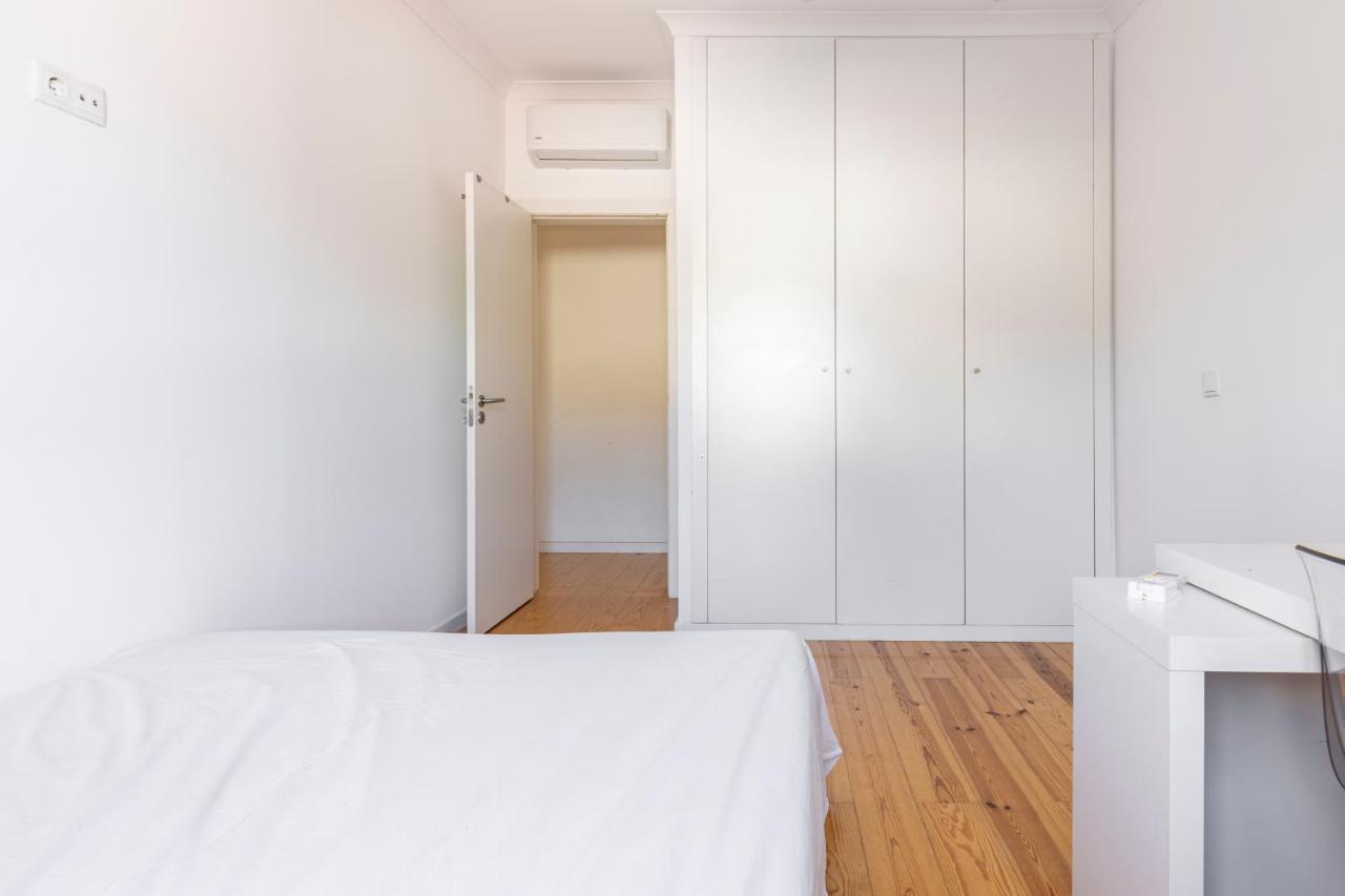 Comfy 3 Bedroom Campo De Ourique Apartament